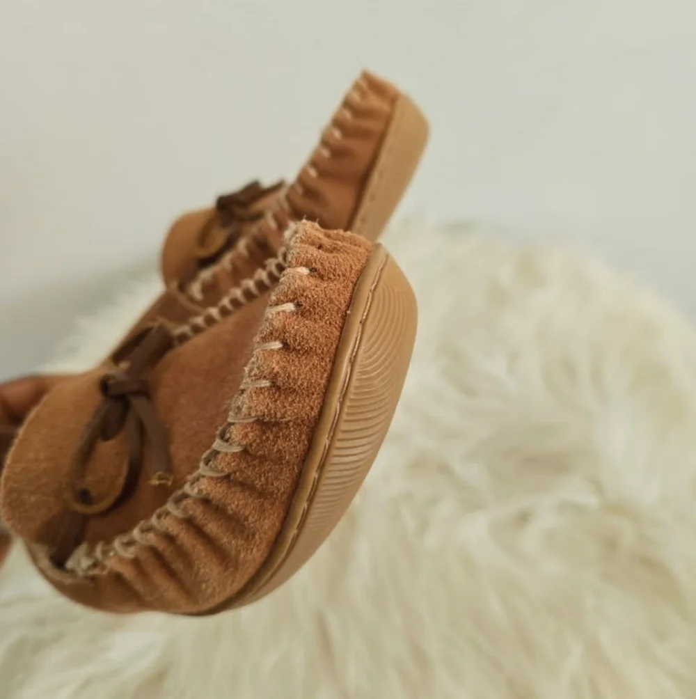 Clarks Men's Augusta Moccasin Winter Slippers Size 5 🌴✌️